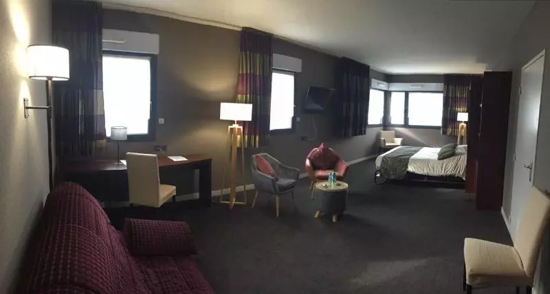 בית מלון כפרי De Loire Et Restaurant Les Bateliers