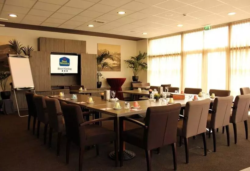 호텔 Gieling