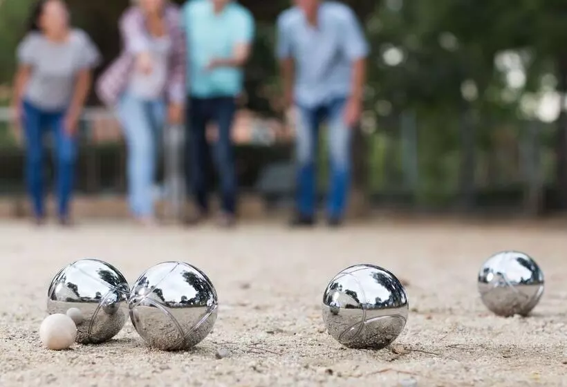 Hällsnäs Hotell & Restaurang