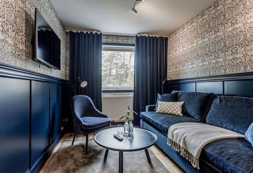 Hällsnäs Hotell & Restaurang