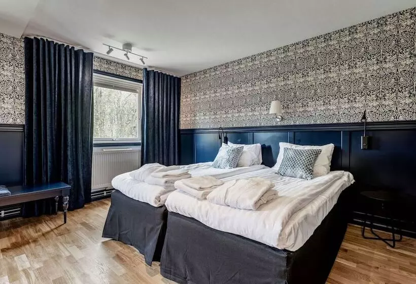 Hällsnäs Hotell & Restaurang