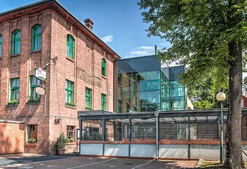 Jan Maria Hotel & Restaurant