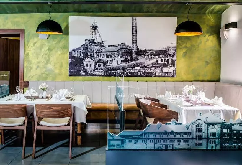 Jan Maria Hotel & Restaurant