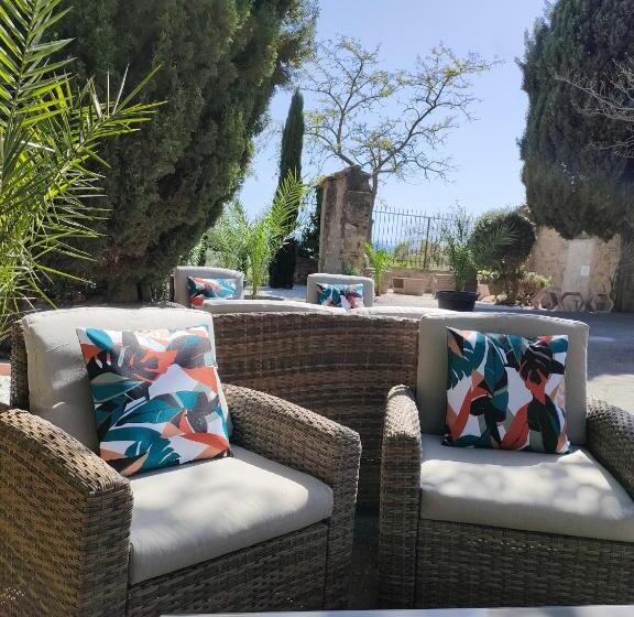 Hotel L Art Des Mets By Côté Jardin