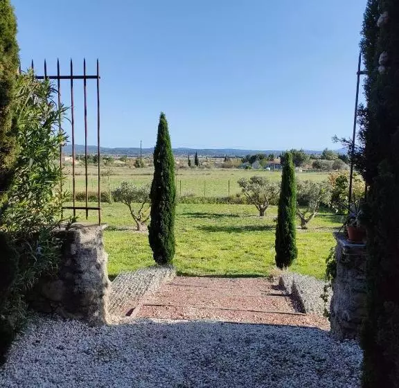 Отель L Art Des Mets By Côté Jardin