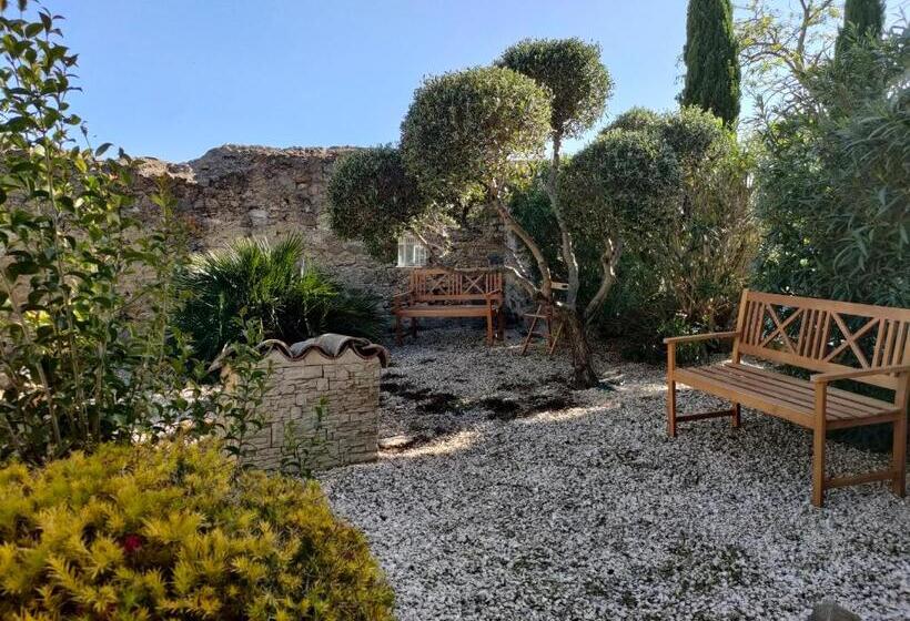 Hotel L Art Des Mets By Côté Jardin