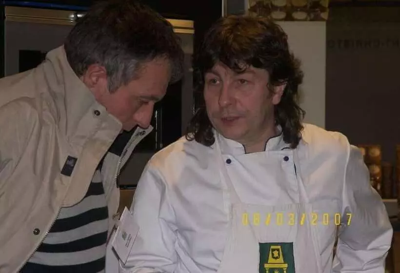 ホテル Auberge De L Omois