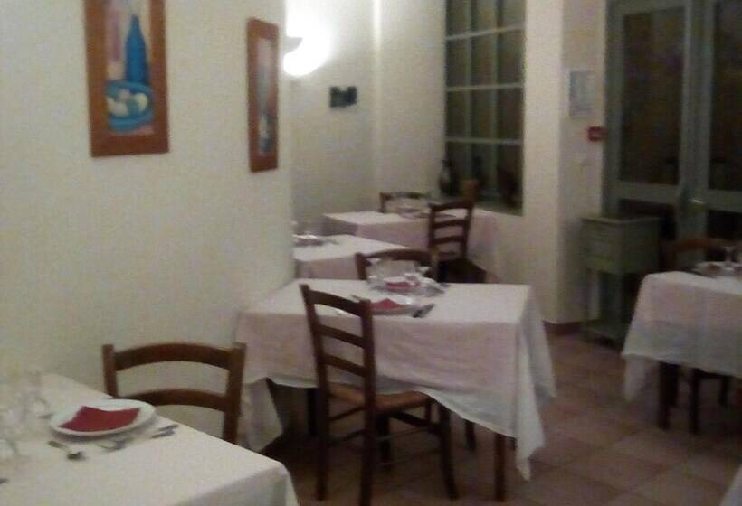 酒店 Auberge De L Omois