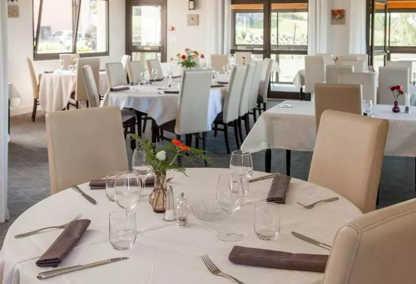 בית מלון כפרי Logis Le Saint Cyr