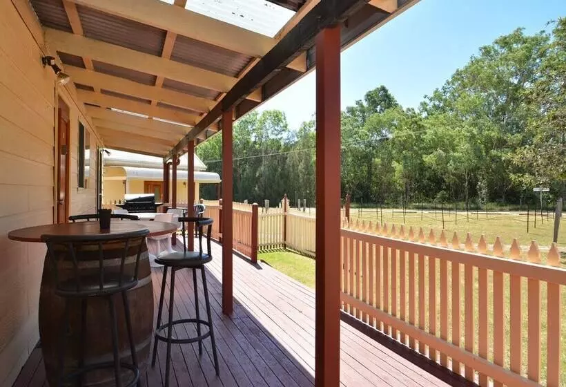 ホテル Madigan Wine Country Cottages