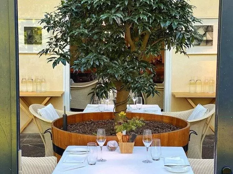 هتل Pädaste Manor