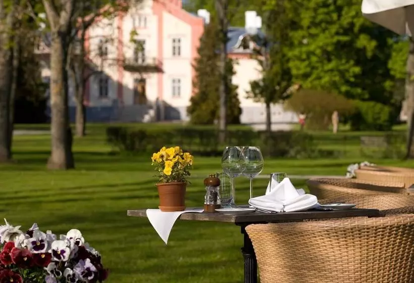 هتل Pädaste Manor
