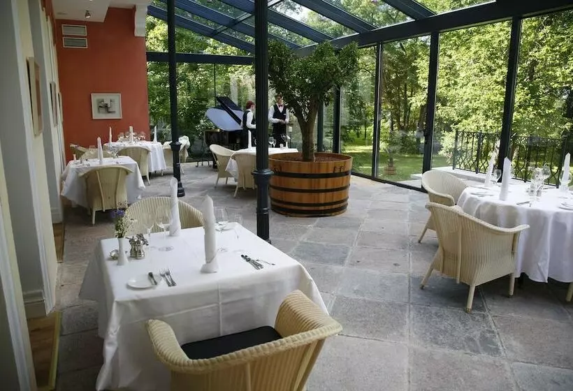 هتل Pädaste Manor