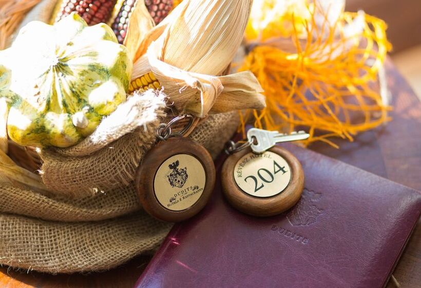 Révész Hotel, Restaurant And Rosa Spa