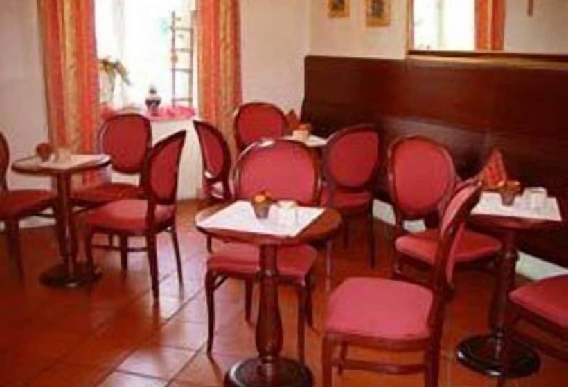 Hotel Schwarzacher Hof In Niederbayern