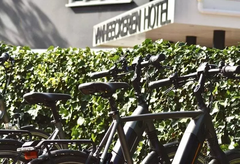 ホテル Van Heeckeren