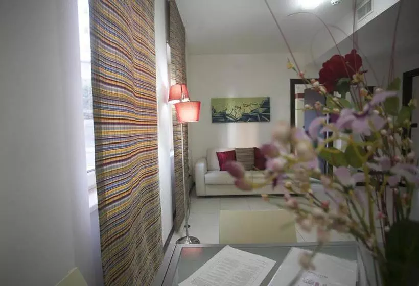 هتل Vescovo Rosso