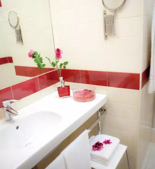 هتل Vescovo Rosso