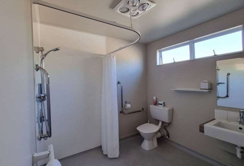 فندق على الطريق Asure Gables Motor Lodge