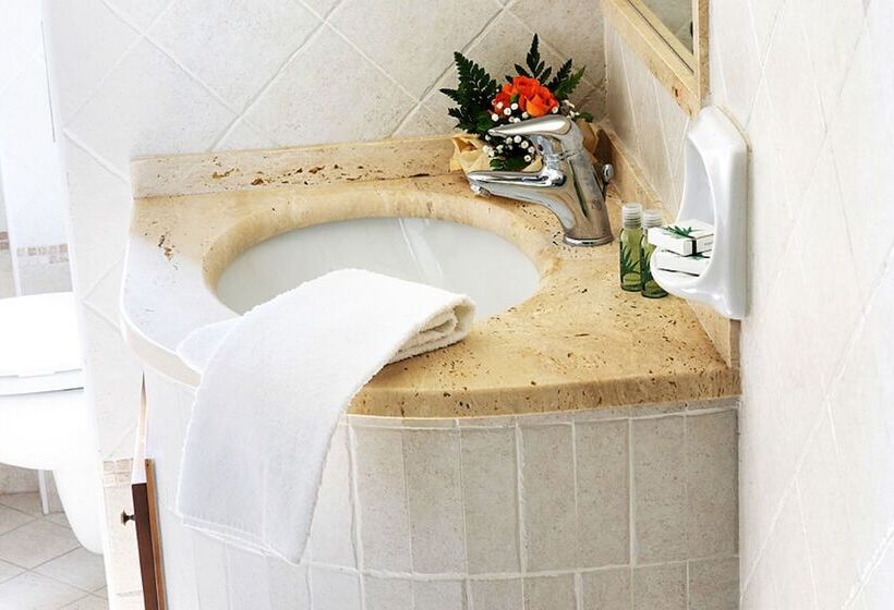 بنسيون Casa Yvorio