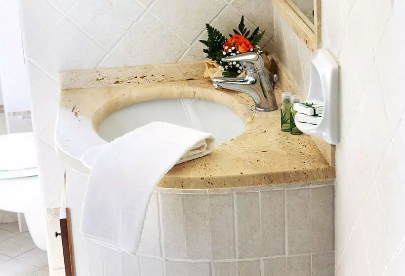 بنسيون Casa Yvorio