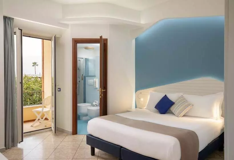 بنسيون Casa Yvorio