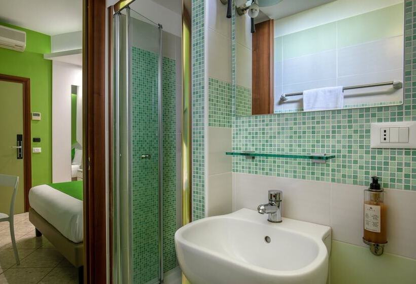 بنسيون Casa Yvorio