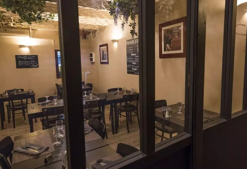 Hotelli Hôtel Restaurant La Belle Epoque