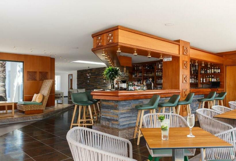 בית מלון כפרי Lindos Gardens Resort Complex