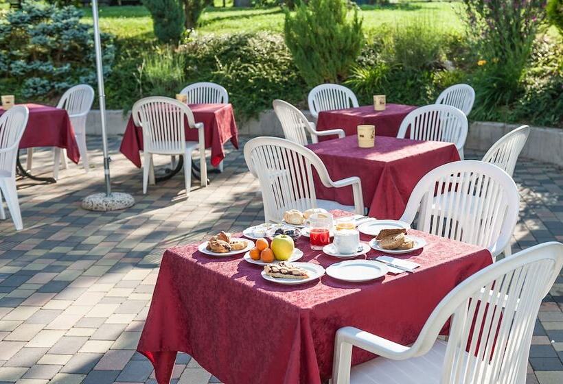 Отель Al Sorriso Greenpark & Wellness