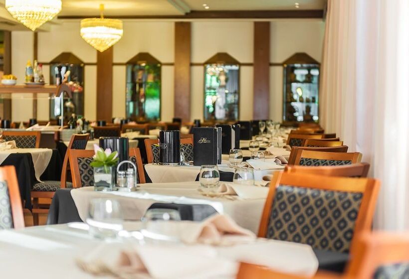 Отель Al Sorriso Greenpark & Wellness