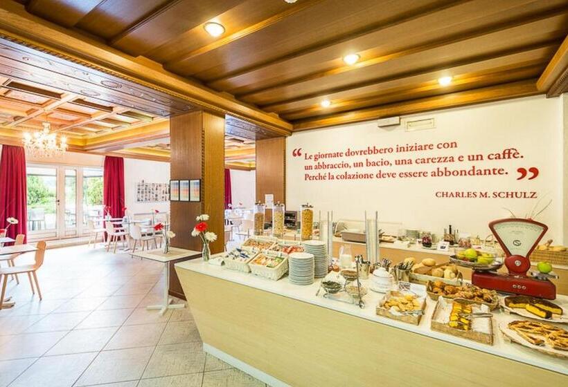 Отель Al Sorriso Greenpark & Wellness