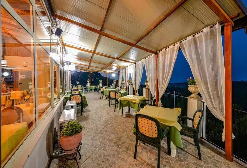 هتل Albergo Godenizzo