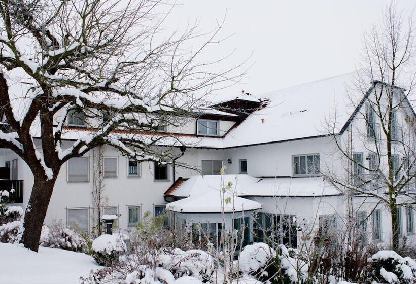 Отель Altes Kurhaus Land