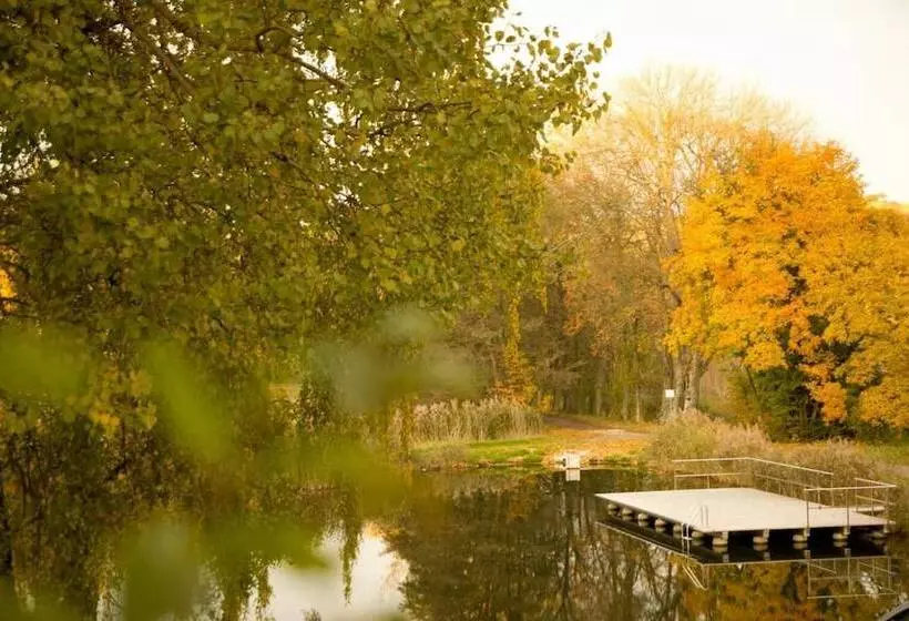 Отель Altes Kurhaus Land