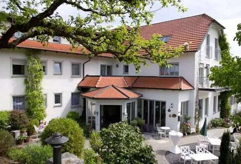 Отель Altes Kurhaus Land