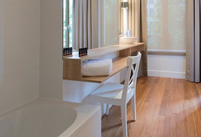 Boutique Hotel Maison Emile