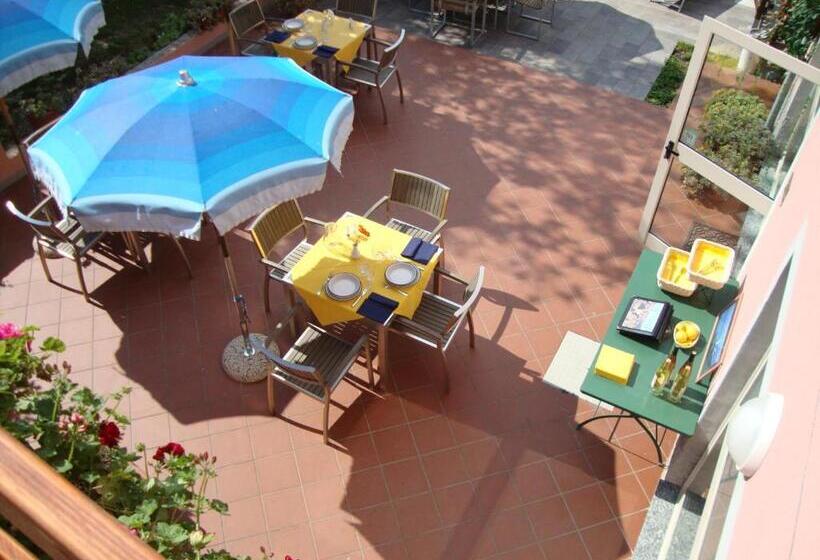 فندق Ca' De Berna