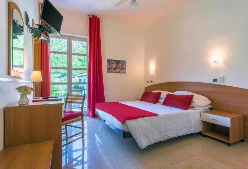 Отель Ca' De Berna