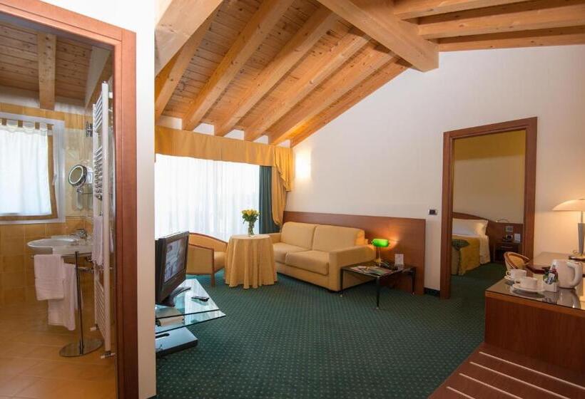 בית מלון כפרי Capri Bardolino 3s