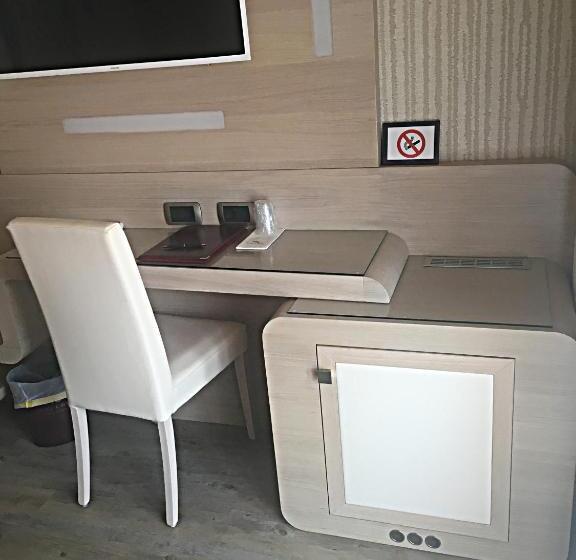 בית מלון כפרי Capri Bardolino 3s