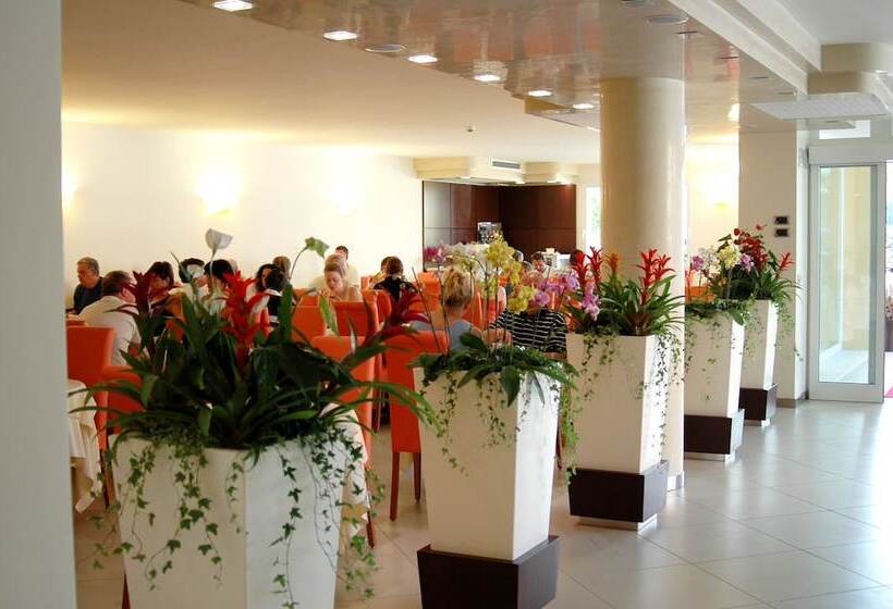 בית מלון כפרי Capri Bardolino 3s