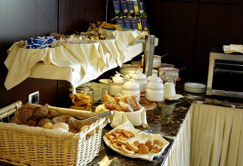 בית מלון כפרי Capri Bardolino 3s