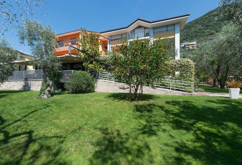 בית מלון כפרי Catullo