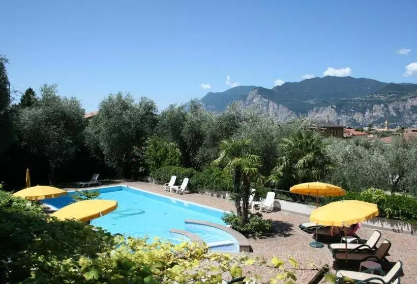 בית מלון כפרי Catullo