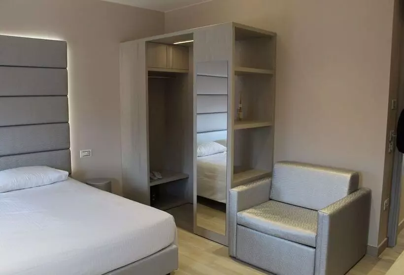 호텔 Danieli La Castellana Lago Di Garda