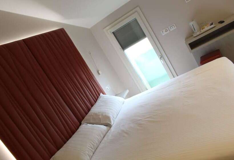 בית מלון כפרי Danieli La Castellana Lago Di Garda