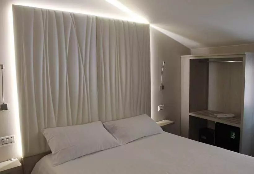 호텔 Danieli La Castellana Lago Di Garda