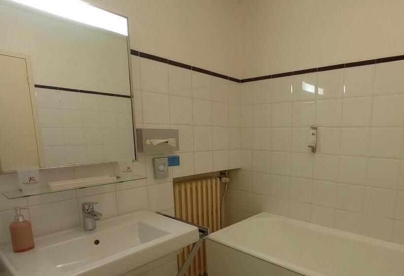 ホテル Domaine De Rasigous