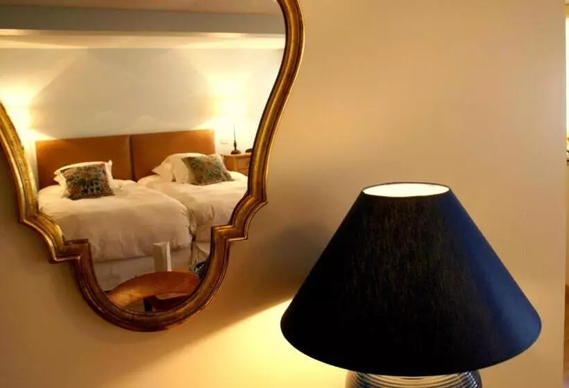 Отель Domaine De Rasigous